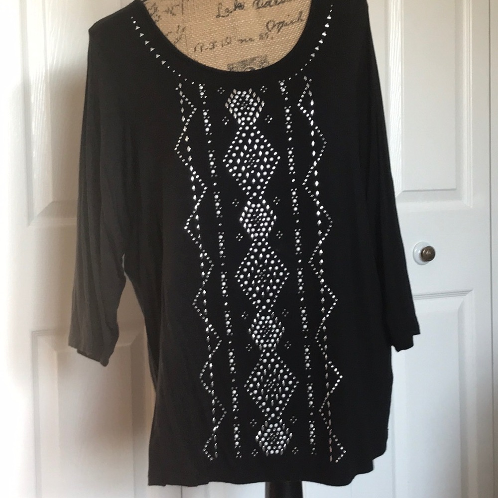 Black top with detail